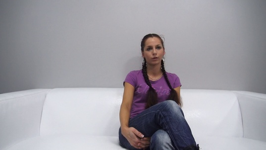 1. Download full pics of Lucie (33) from czechcasting.com