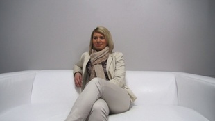 1. Download full pics of Sarka (21) from czechcasting.com