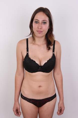 8. Download full pics of model Michaela (21) from czechcasting.com