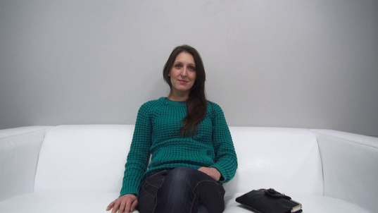 1. Download full pics of Kristyna (26) from czechcasting.com