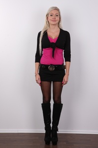 2. Download full pics of Monika (27) from czechcasting.com