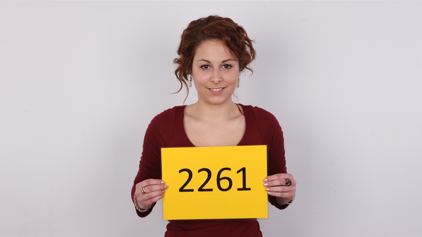 Natalie (20)