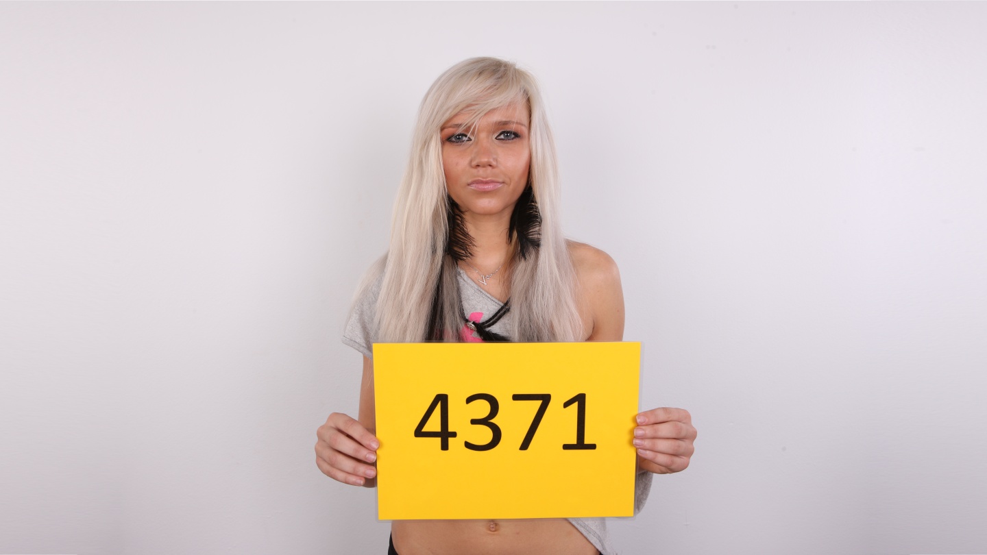 Viktorie (24)