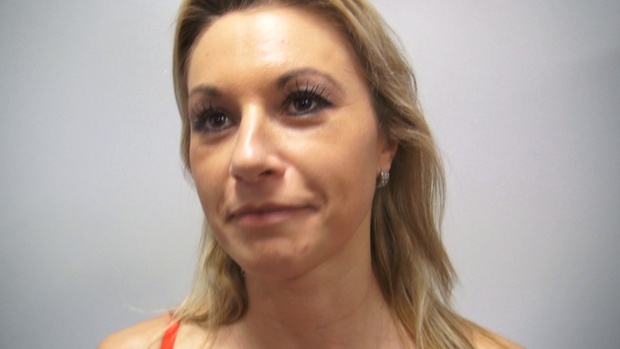 3. Download full pics of Renata (32) from czechcasting.com