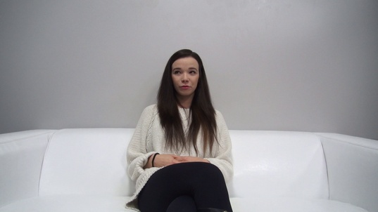 1. Download full pics of Eliska (19) from czechcasting.com