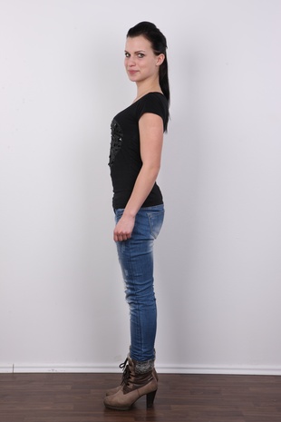3. Download full pics of model CZECH CASTING - MICHAELA (1367) from czechcasting.com