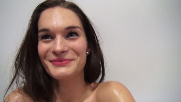 4. Download full pics of Sara (24) from czechcasting.com