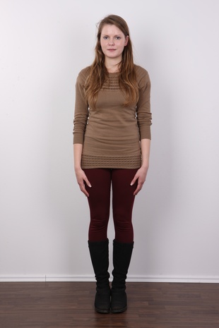 2. Download full pics of model Lucie (22) from czechcasting.com