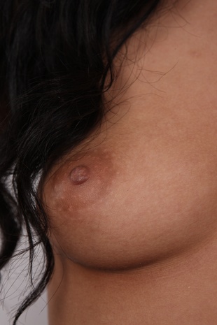 9. Download full pics of model Malika (19) from czechcasting.com