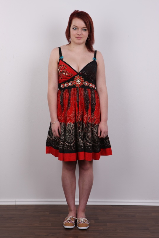 2. Download full pics of Tereza (18) from czechcasting.com