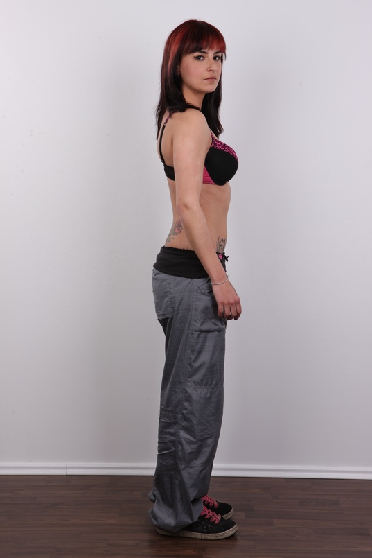 5. Download full pics of Tereza (24) from czechcasting.com