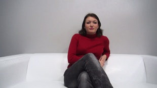 1. Download full pics of Nela (22) from czechcasting.com