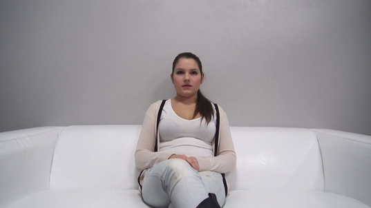 1. Download full pics of Natalie (18) from czechcasting.com