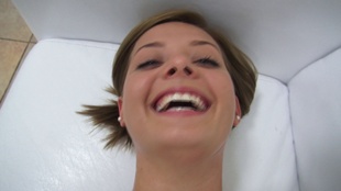 5. Download full pics of Zuzana (20) from czechcasting.com