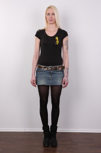 2. Download full pics of Michaela (25) from czechcasting.com