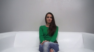 1. Download full pics of Denisa (24) from czechcasting.com