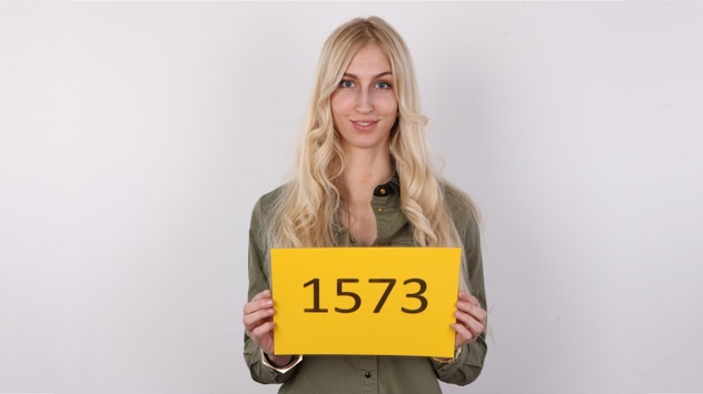 Adela (23)
