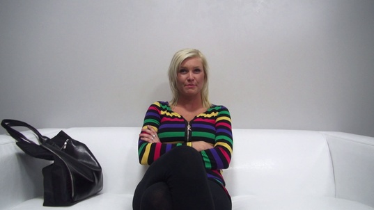 1. Download full pics of Barbora (25) from czechcasting.com