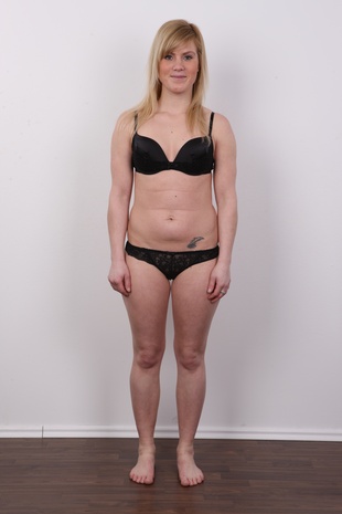 7. Download full pics of model Martina (25) from czechcasting.com