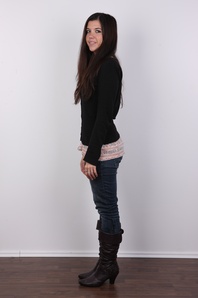 3. Download full pics of Hanka (21) from czechcasting.com