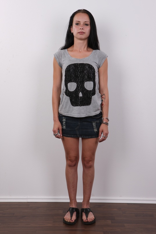 2. Download full pics of Michaela (24) from czechcasting.com