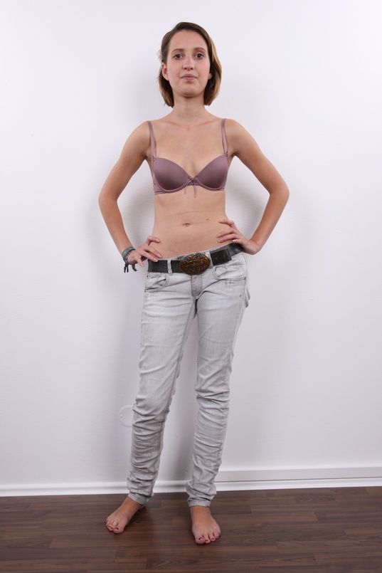 7. Download full pics of Barbora (23) from czechcasting.com