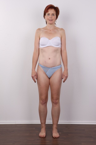 7. Download full pics of model CZECH CASTING - VERONIKA (2660) from czechcasting.com