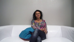 1. Download full pics of Iveta (38) from czechcasting.com