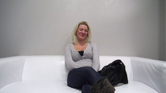 1. Download full pics of Katerina (27) from czechcasting.com