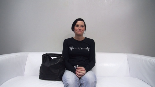 1. Download full pics of Miloslava (33) from czechcasting.com