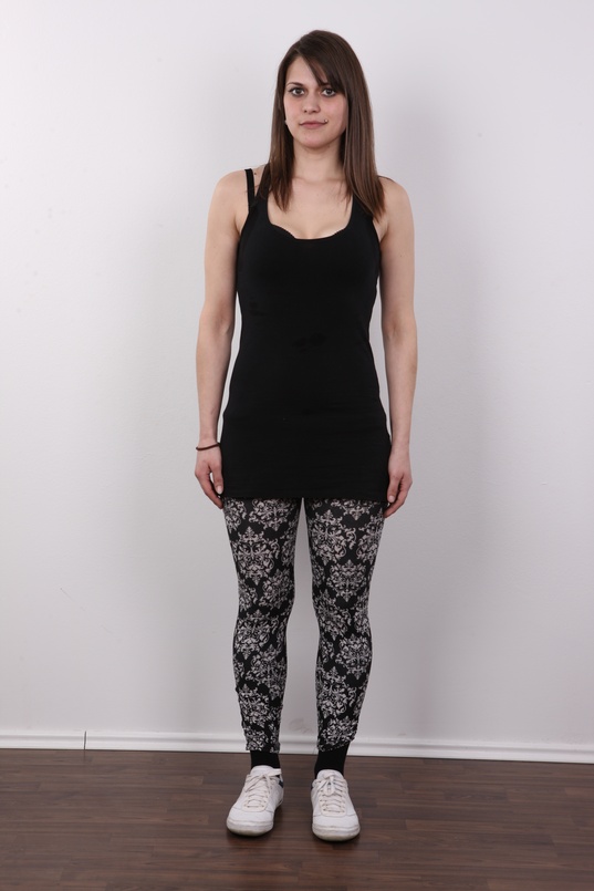 2. Download full pics of Katerina (25) from czechcasting.com