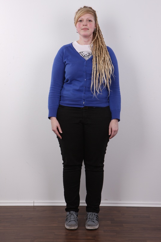 2. Download full pics of Katerina (23) from czechcasting.com