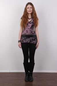 2. Download full pics of Lucie (20) from czechcasting.com