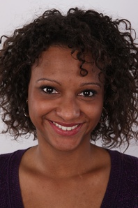 1. Download full pics of Karolina (25) from czechcasting.com