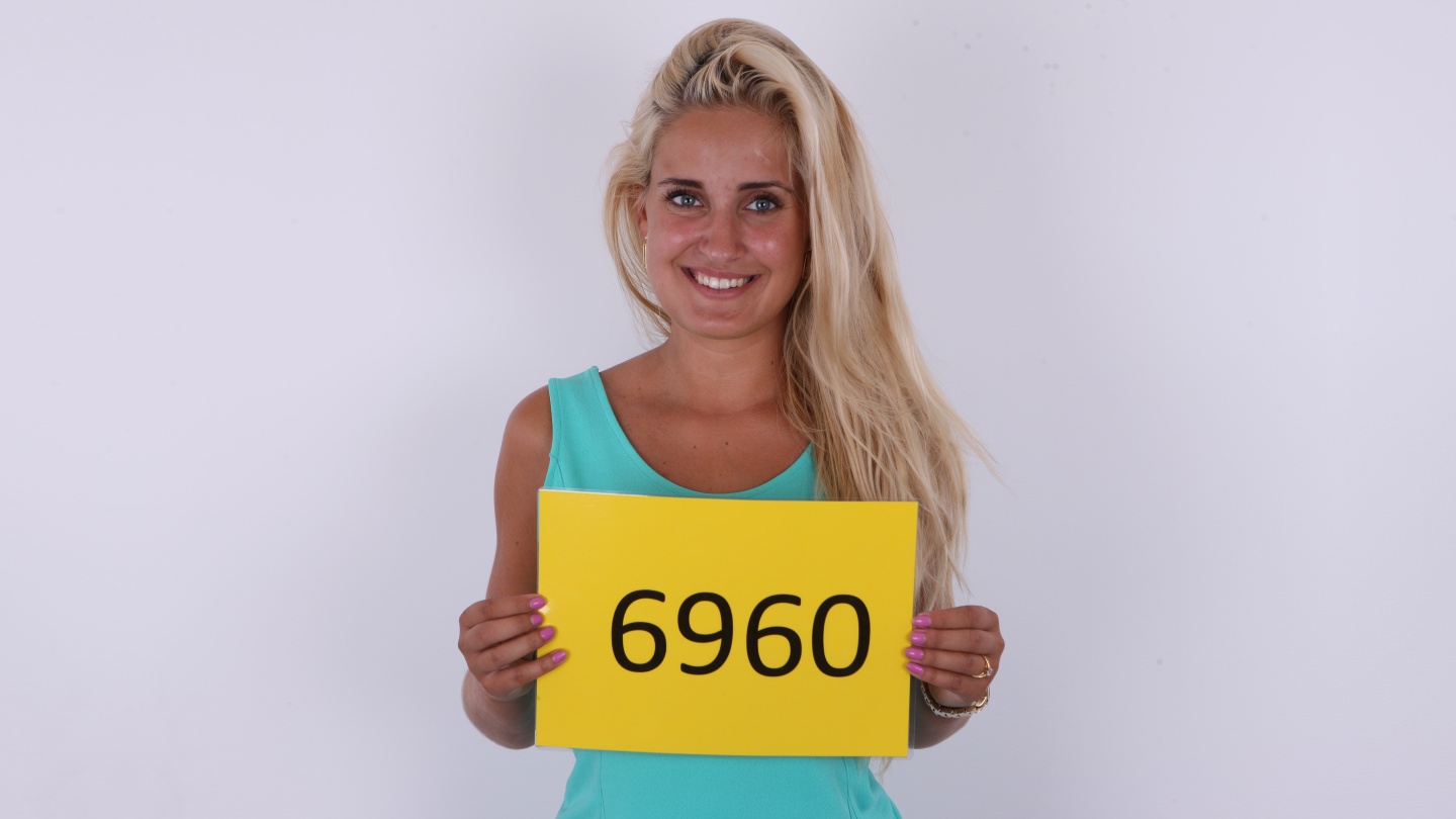 Denisa (23)