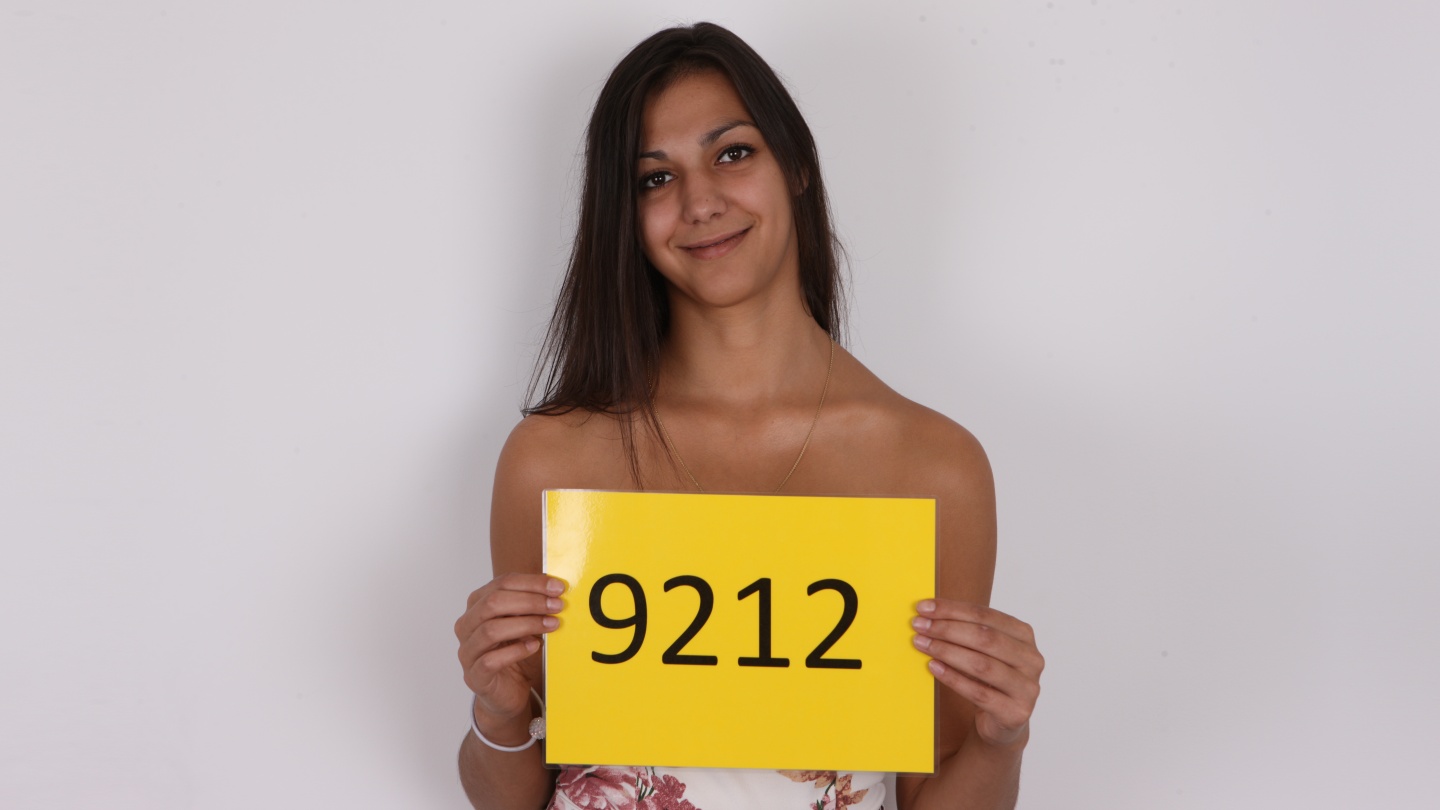 Eva (19)