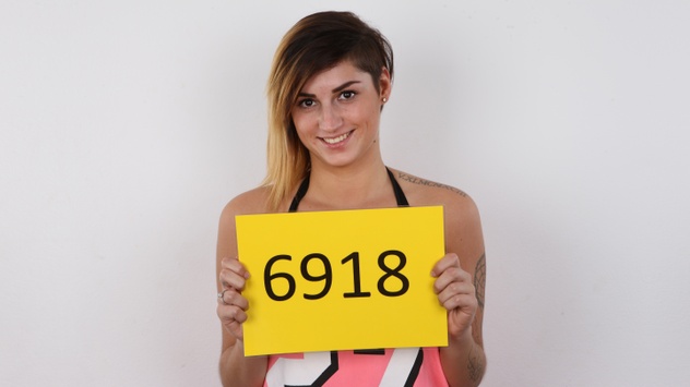 CZECH CASTING - VERONIKA (6918)