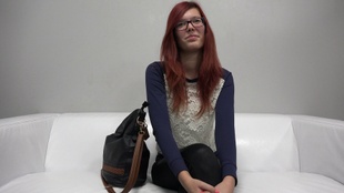 1. Download full pics of Simona (21) from czechcasting.com