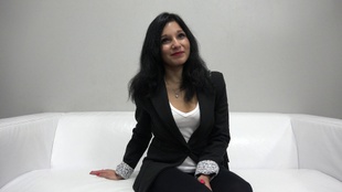 1. Download full pics of Pavlina (20) from czechcasting.com