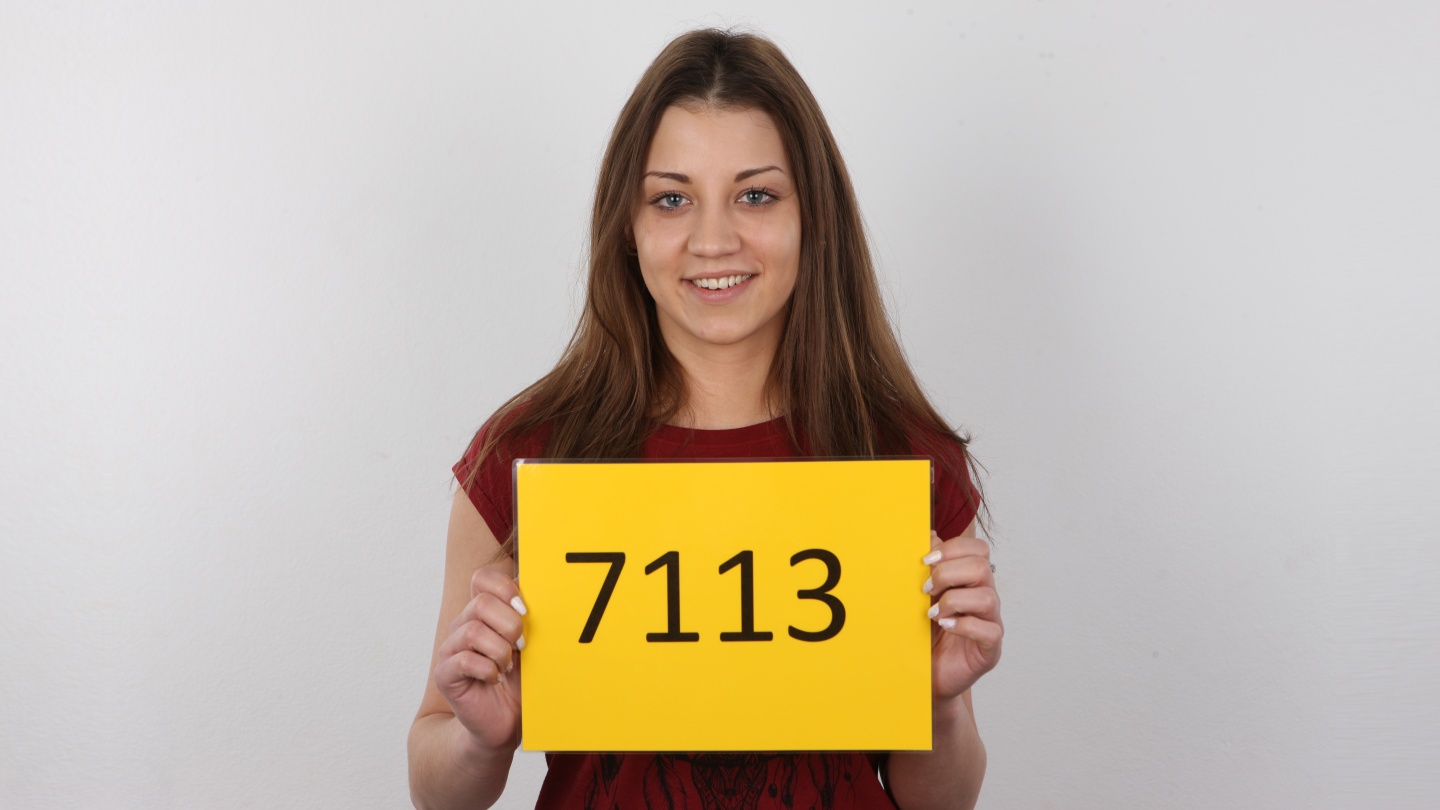 Veronika (21)