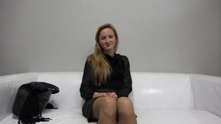 1. Download full pics of Kristyna (25) from czechcasting.com