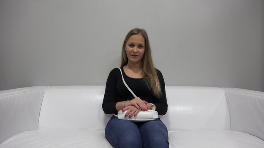 1. Download full pics of Katerina (18) from czechcasting.com