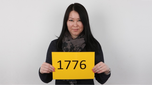 Czech Casting: Kamila (36)