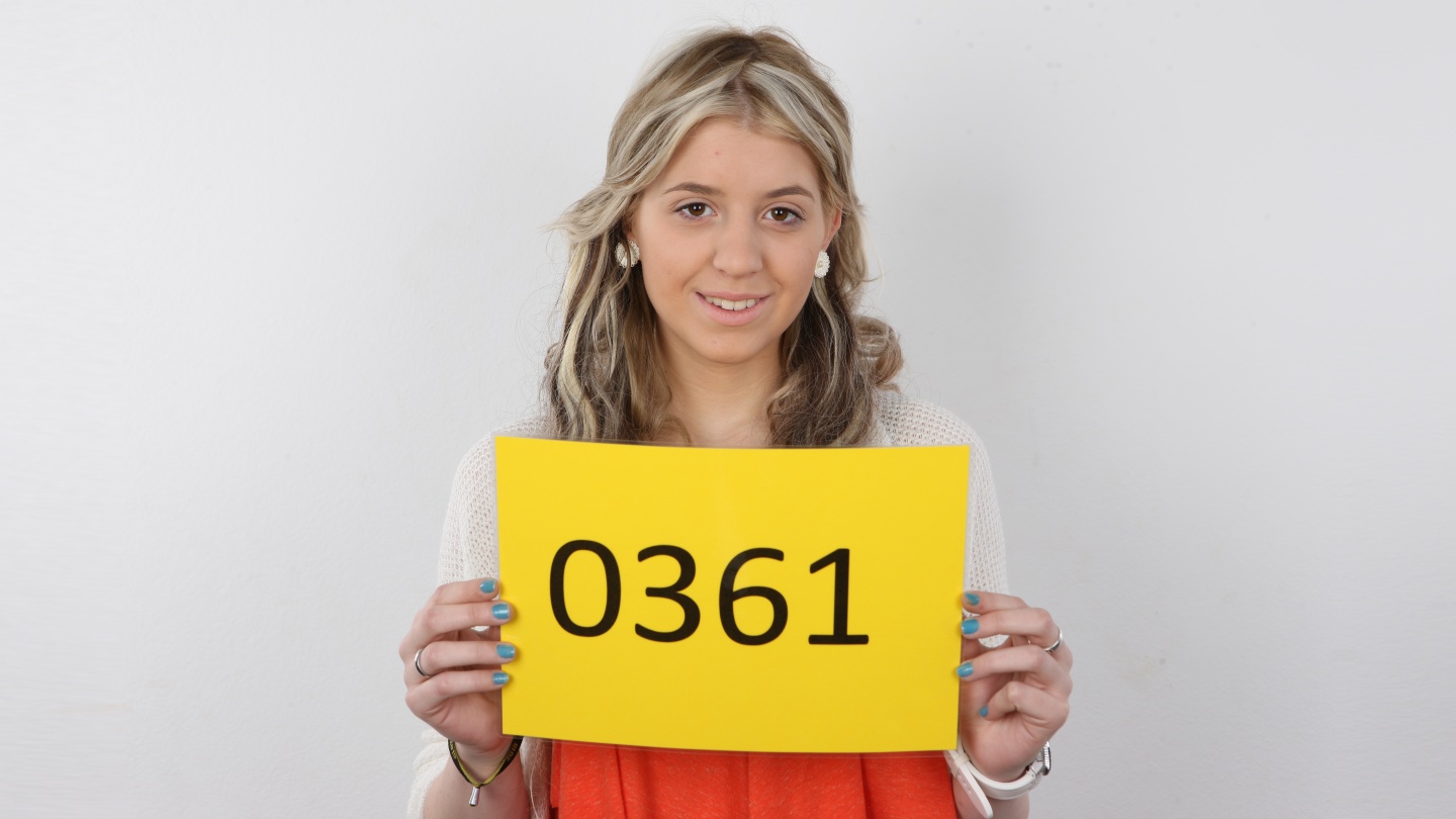 Karolina (20)