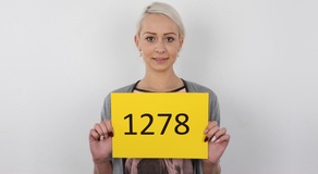 Denisa (25)