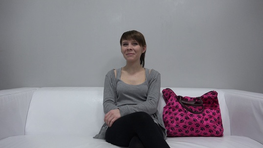 1. Download full pics of Kristyna (21) from czechcasting.com