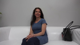 1. Download full pics of Katka (37) from czechcasting.com