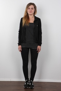 2. Download full pics of Sara (21) from czechcasting.com