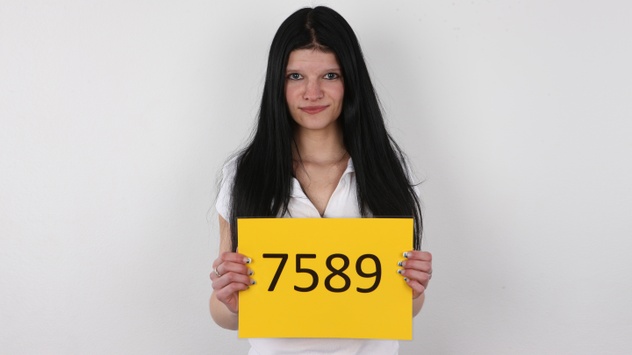 CZECH CASTING - DOMINIKA (7589)