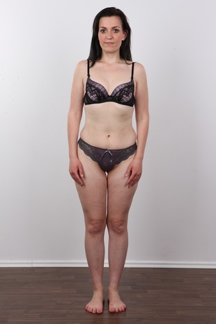 7. Download full pics of model CZECH CASTING - SIMONA (9822) from czechcasting.com